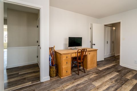 Tiny photo for 14700 N Allen Lane, Mt Vernon, IL 62864 (MLS # 12572591)