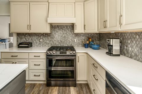 Tiny photo for 14700 N Allen Lane, Mt Vernon, IL 62864 (MLS # 12572591)