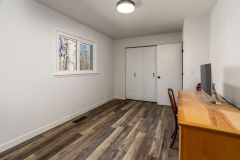 Tiny photo for 14700 N Allen Lane, Mt Vernon, IL 62864 (MLS # 12572591)