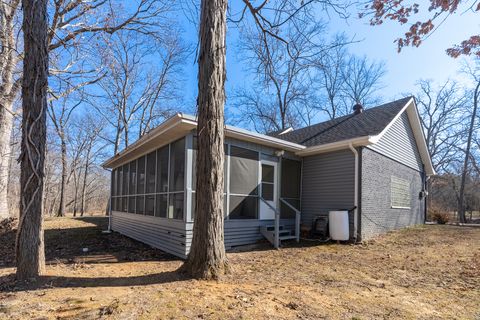 Tiny photo for 14700 N Allen Lane, Mt Vernon, IL 62864 (MLS # 12572591)