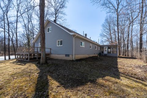 Tiny photo for 14700 N Allen Lane, Mt Vernon, IL 62864 (MLS # 12572591)