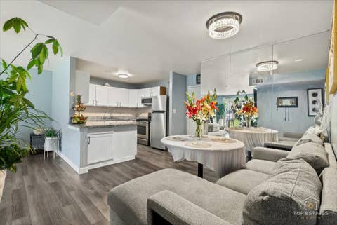 Tiny photo for 11B Kingery Quarter Drive #107, Willowbrook, IL 60527 (MLS # 12731728)