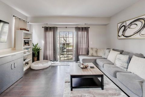 Tiny photo for 2325 Georgetown Circle, Aurora, IL 60503 (MLS # 12604366)