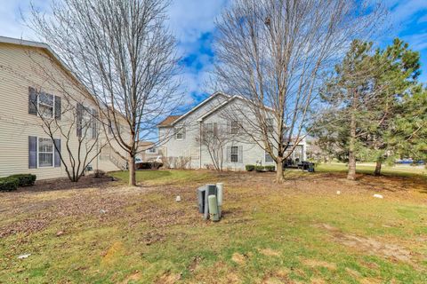 Tiny photo for 2325 Georgetown Circle, Aurora, IL 60503 (MLS # 12604366)