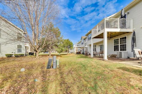 Tiny photo for 2325 Georgetown Circle, Aurora, IL 60503 (MLS # 12604366)