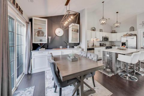 Tiny photo for 2325 Georgetown Circle, Aurora, IL 60503 (MLS # 12604366)