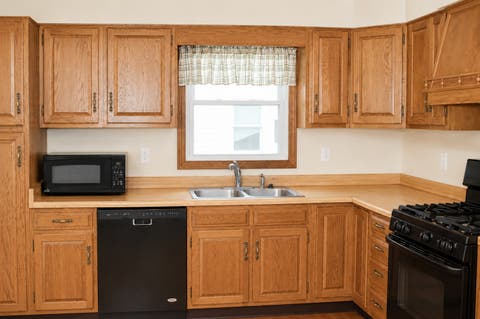 Tiny photo for 2101 20th Avenue, Sterling, IL 61081 (MLS # 12696790)