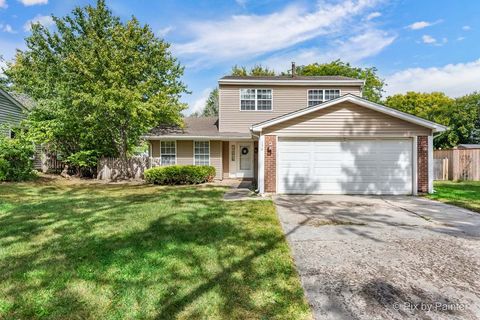 Photo of 156 Glen Lake Drive, Bolingbrook, IL 60440 (MLS # 12483077)