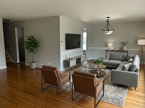 Tiny photo for 330 W Holly Court, Glenwood, IL 60425 (MLS # 12552798)