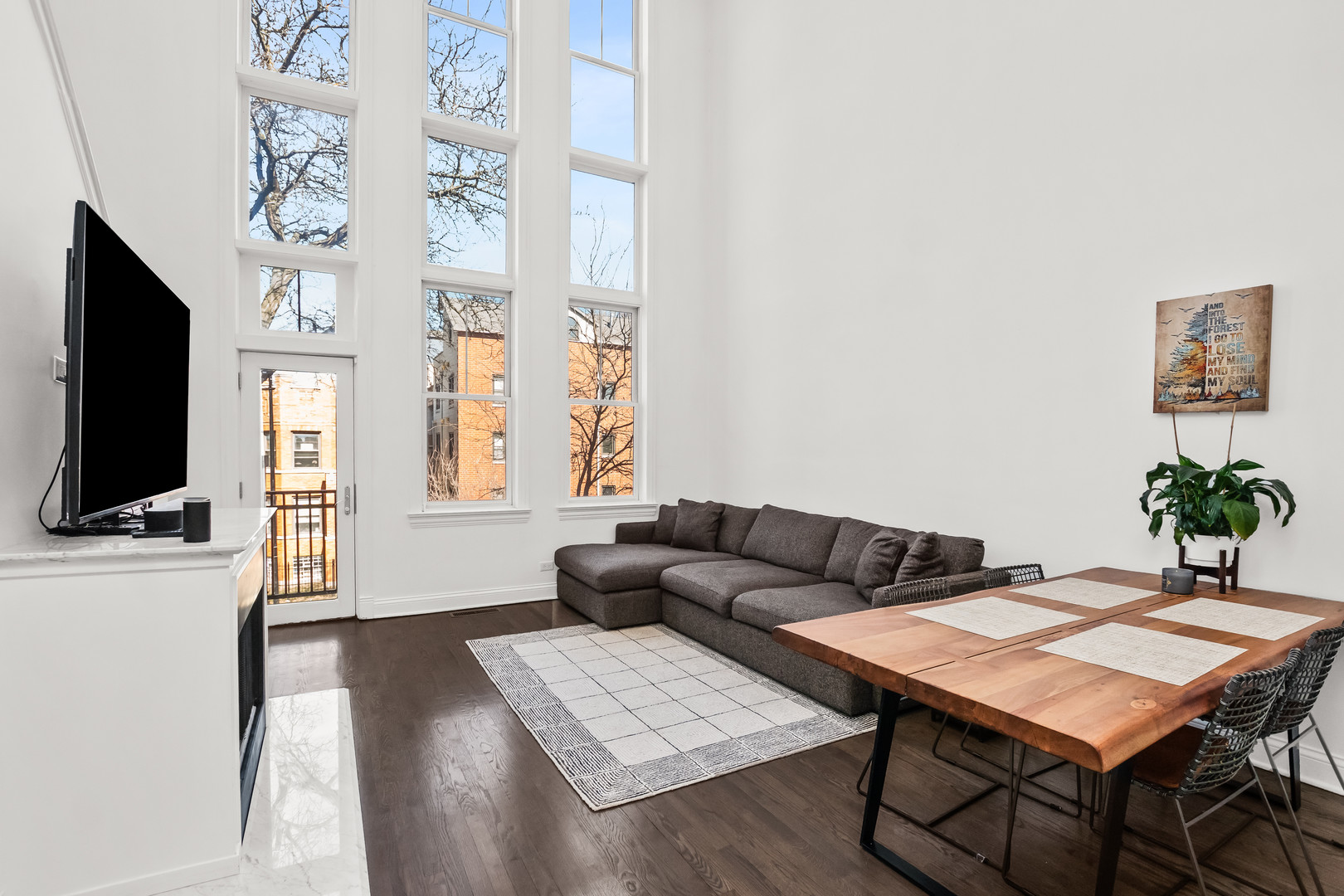 1507 W Diversey Parkway B