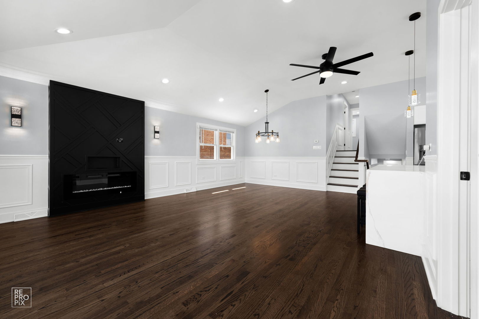 7954 S Kedvale Avenue