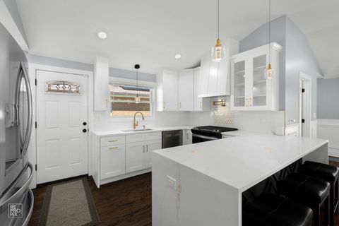 Tiny photo for 7954 S Kedvale Avenue, Chicago, IL 60652 (MLS # 12616584)