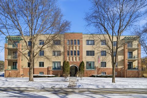 Photo of 115 N Clifton Avenue #103, Park Ridge, IL 60068 (MLS # 12573829)