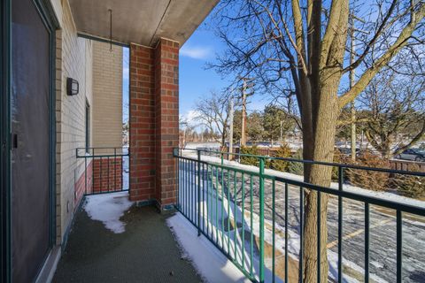 Tiny photo for 115 N Clifton Avenue #103, Park Ridge, IL 60068 (MLS # 12573829)