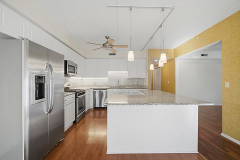 Tiny photo for 115 N Clifton Avenue #103, Park Ridge, IL 60068 (MLS # 12573829)