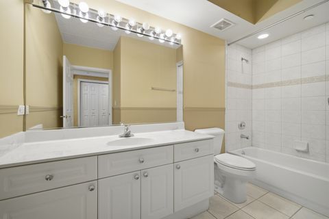 Tiny photo for 115 N Clifton Avenue #103, Park Ridge, IL 60068 (MLS # 12573829)