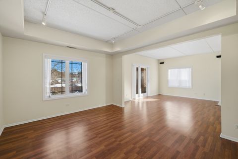 Tiny photo for 115 N Clifton Avenue #103, Park Ridge, IL 60068 (MLS # 12573829)