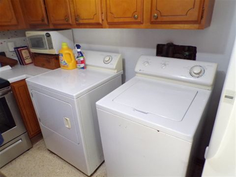 Tiny photo for 18095 242nd Avenue, Bettendorf, IA 52722 (MLS # 100000059)