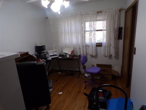 Tiny photo for 18095 242nd Avenue, Bettendorf, IA 52722 (MLS # 100000059)