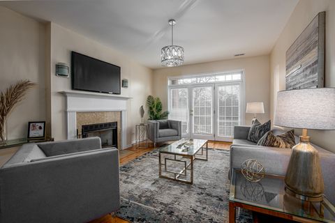 Tiny photo for 4730 S Drexel Avenue #3N, Chicago, IL 60615 (MLS # 12571281)