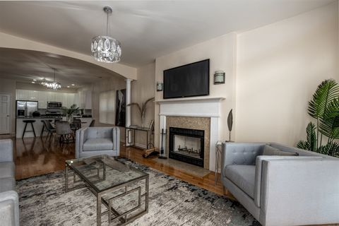 Tiny photo for 4730 S Drexel Avenue #3N, Chicago, IL 60615 (MLS # 12571281)