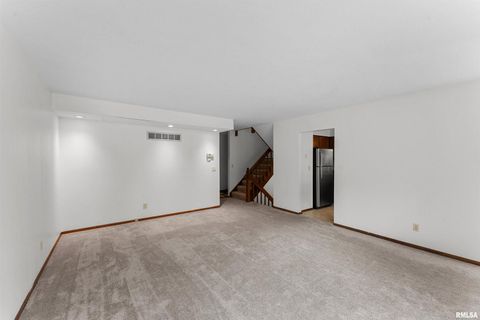 Tiny photo for 3075 WILLOWWOOD Drive, Bettendorf, IA 52722 (MLS # QC4266699)