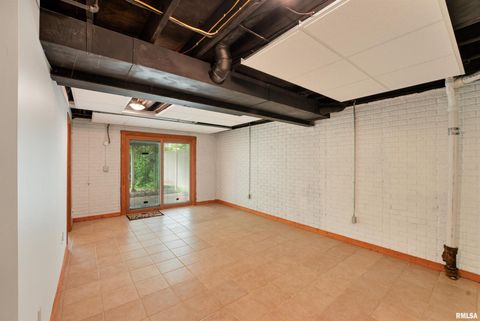 Tiny photo for 3075 WILLOWWOOD Drive, Bettendorf, IA 52722 (MLS # QC4266699)