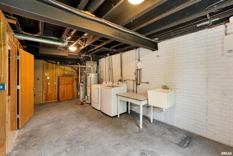 Tiny photo for 3075 WILLOWWOOD Drive, Bettendorf, IA 52722 (MLS # QC4266699)