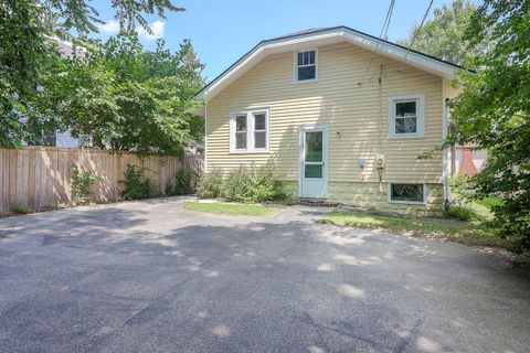 Tiny photo for 4952 Linscott Avenue, Downers Grove, IL 60515 (MLS # 12429770)