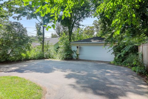 Tiny photo for 4952 Linscott Avenue, Downers Grove, IL 60515 (MLS # 12429770)
