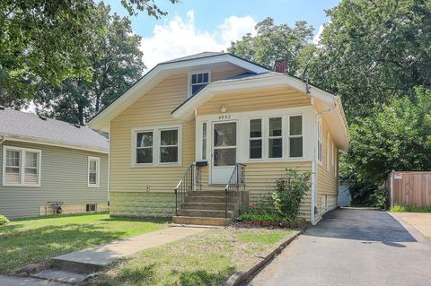 Photo of 4952 Linscott Avenue, Downers Grove, IL 60515 (MLS # 12429770)