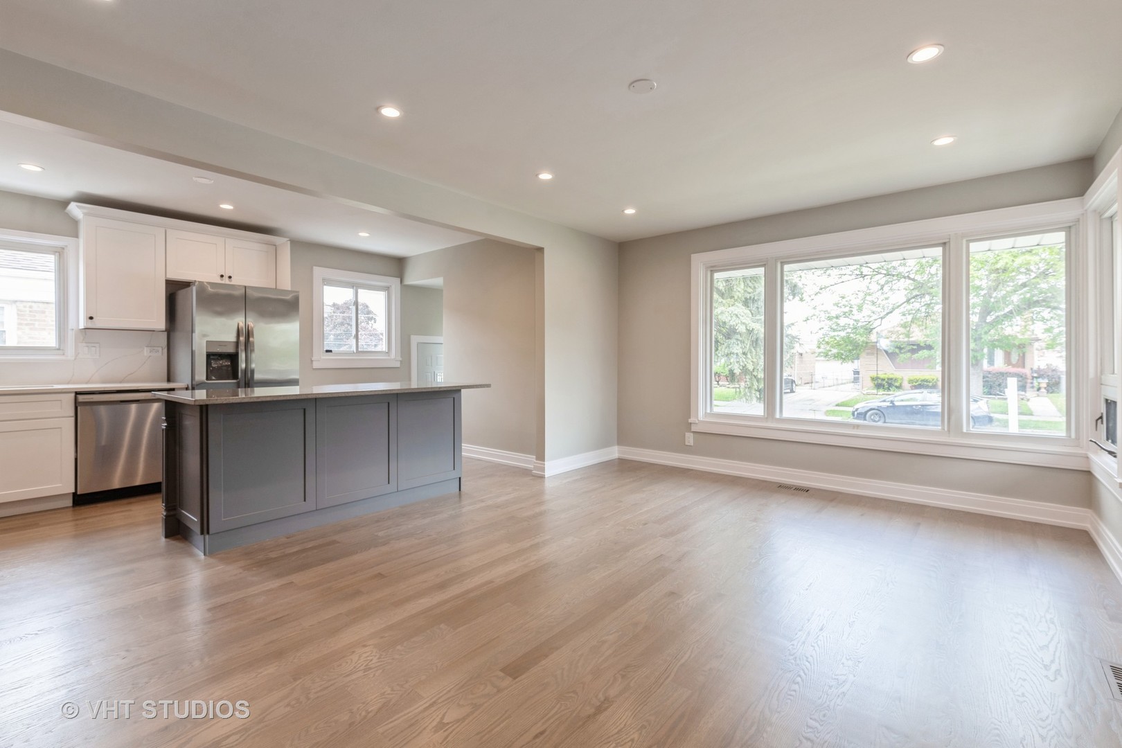 3733 W 78th Street