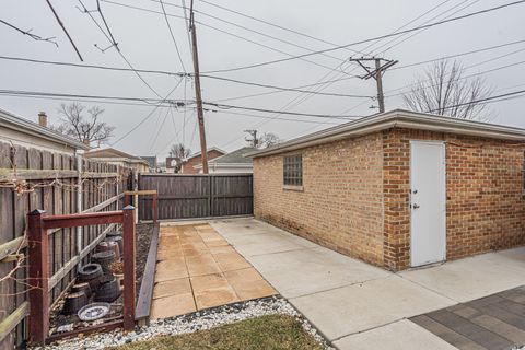 Tiny photo for 3144 N Normandy Avenue, Chicago, IL 60634 (MLS # 12583201)