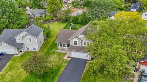 Tiny photo for 1314 Aspen Court, Elgin, IL 60120 (MLS # 12689557)