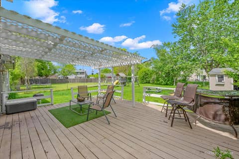 Tiny photo for 1314 Aspen Court, Elgin, IL 60120 (MLS # 12689557)