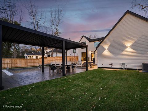 Tiny photo for 1106 Hohlfelder Road, Glencoe, IL 60022 (MLS # 12526053)