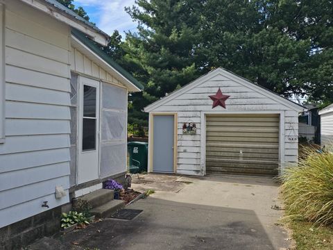 Tiny photo for 1116 Mary Avenue, Rock Falls, IL 61071 (MLS # 12485314)