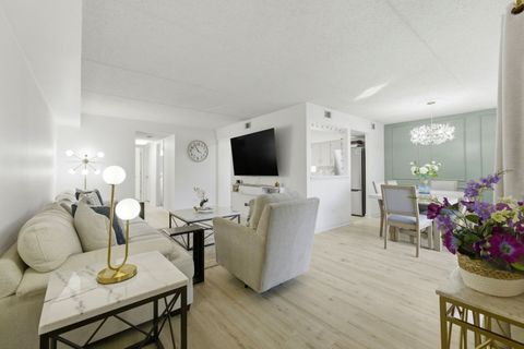 Tiny photo for 16032 Crystal Creek Drive #1A, Orland Park, IL 60462 (MLS # 12597232)