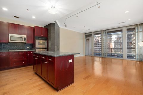 Tiny photo for 333 N Canal Street #1403, Chicago, IL 60606 (MLS # 12534210)