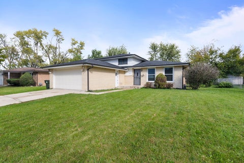 Photo of 18811 Cicero Avenue, Country Club Hills, IL 60478 (MLS # 12789181)