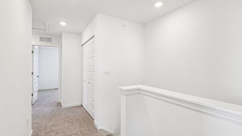 Tiny photo for 551 Yosemite Way, Mundelein, IL 60060 (MLS # 12561562)