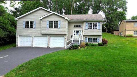 38815 N Broadway Avenue Antioch IL 60002