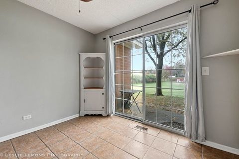 Tiny photo for 1338 S Lorraine Road #A, Wheaton, IL 60189 (MLS # 12590877)