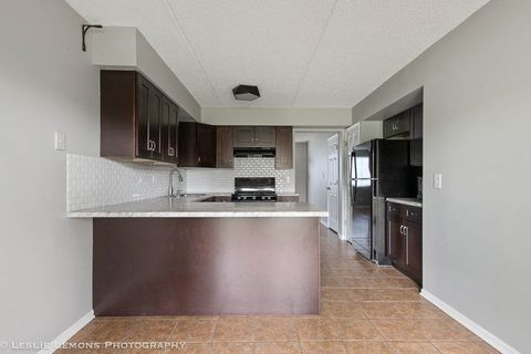 Tiny photo for 1338 S Lorraine Road #A, Wheaton, IL 60189 (MLS # 12590877)