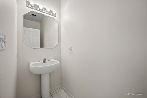 Tiny photo for 255 Charlotte Court, Cary, IL 60013 (MLS # 12634337)