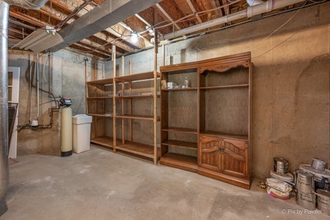 Tiny photo for 255 Charlotte Court, Cary, IL 60013 (MLS # 12634337)