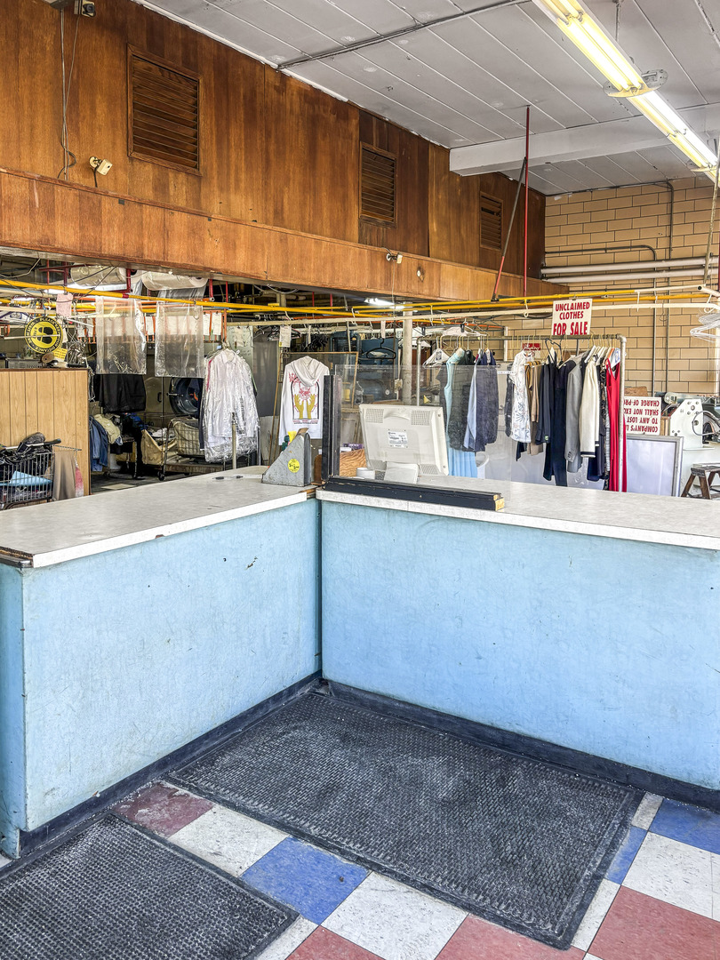 8115 S Cottage Grove Avenue