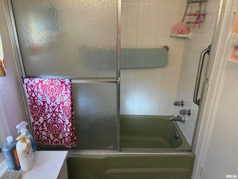 Tiny photo for 831 E 5TH Street, Centralia, IL 62801 (MLS # EB460216)