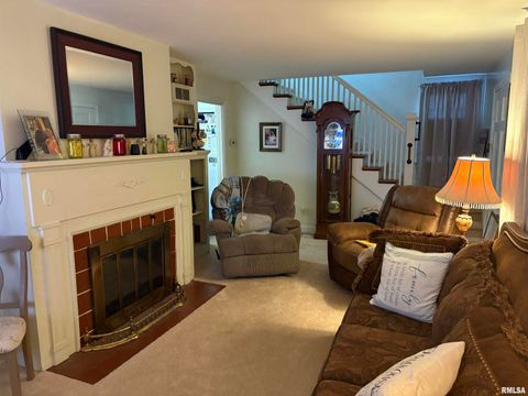 Tiny photo for 831 E 5TH Street, Centralia, IL 62801 (MLS # EB460216)