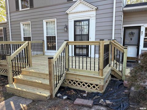 Tiny photo for 831 E 5TH Street, Centralia, IL 62801 (MLS # EB460216)